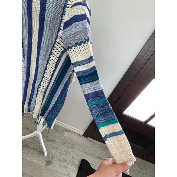 Altar'd State Blue Striped Knit Fringe Cardigan Size Small - Picture 5 of 6